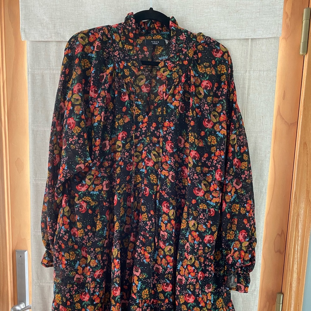 Vici Floral Tiered Babydoll Dress